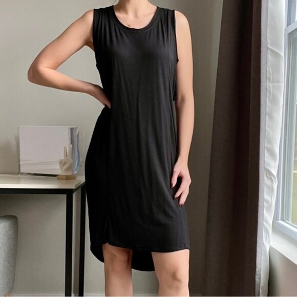 Gilli Dresses & Skirts - 🔥Open Back LBD